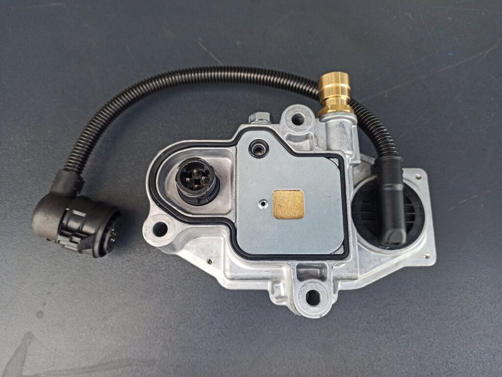 VOLVO SOLENOID VALVE 22327063 - Pārnesumkārba un rezerves daļas - Kravas automašīna: foto 1 VOLVO SOLENOID VALVE 22327063 - Pārnesumkārba un rezerves daļas - Kravas automašīna: foto 1