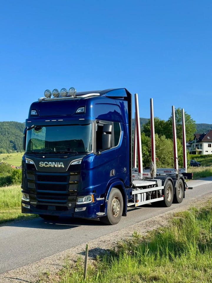 SCANIA 650 V8 6X4 - Kokvedējs: foto 3 SCANIA 650 V8 6X4 - Kokvedējs: foto 3