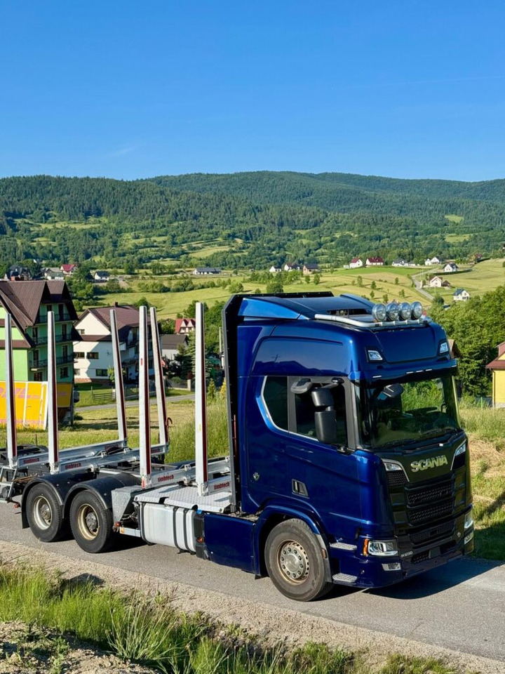 SCANIA 650 V8 6X4 - Kokvedējs: foto 4 SCANIA 650 V8 6X4 - Kokvedējs: foto 4