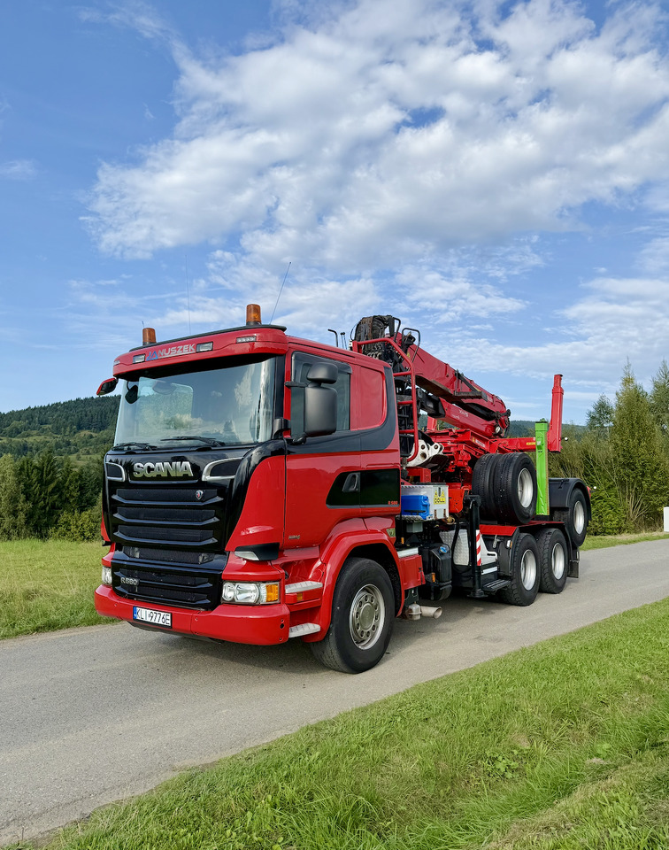 SCANIA R580 - Kokvedējs, Kravas auto ar manipulatoru: foto 1 SCANIA R580 - Kokvedējs, Kravas auto ar manipulatoru: foto 1