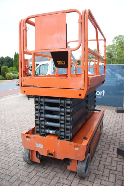 12M - Šķērveida pacēlājs: foto 5 12M - Šķērveida pacēlājs: foto 5