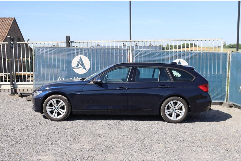 BMW 3 Serie 318d - Vieglā automašīna: foto 2 BMW 3 Serie 318d - Vieglā automašīna: foto 2