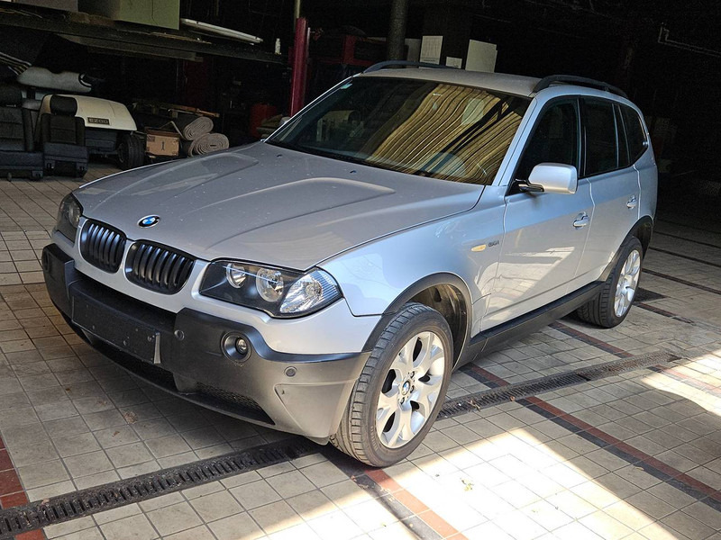 BMW X3 _ 3.0i Automatic - Sedans: foto 1 BMW X3 _ 3.0i Automatic - Sedans: foto 1