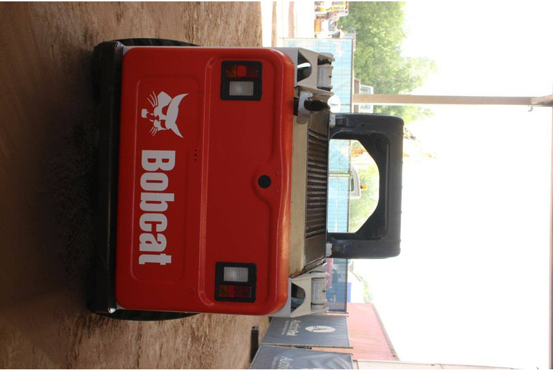 Bobcat S550 - Riteņu iekrāvējs: foto 4 Bobcat S550 - Riteņu iekrāvējs: foto 4