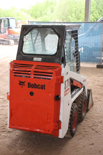 Bobcat S70 - Riteņu iekrāvējs: foto 5 Bobcat S70 - Riteņu iekrāvējs: foto 5