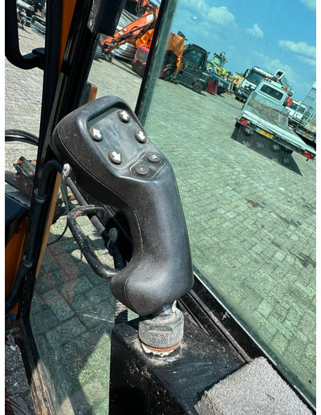 Ielu tīrīšanas mašīna Bucher CityCat 2000: foto 9