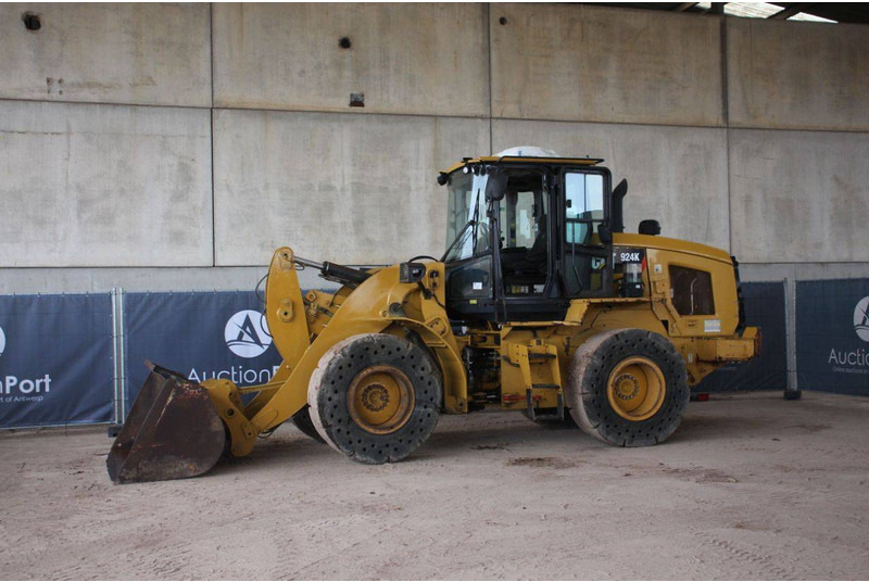 Caterpillar 924K - Riteņu iekrāvējs: foto 1 Caterpillar 924K - Riteņu iekrāvējs: foto 1