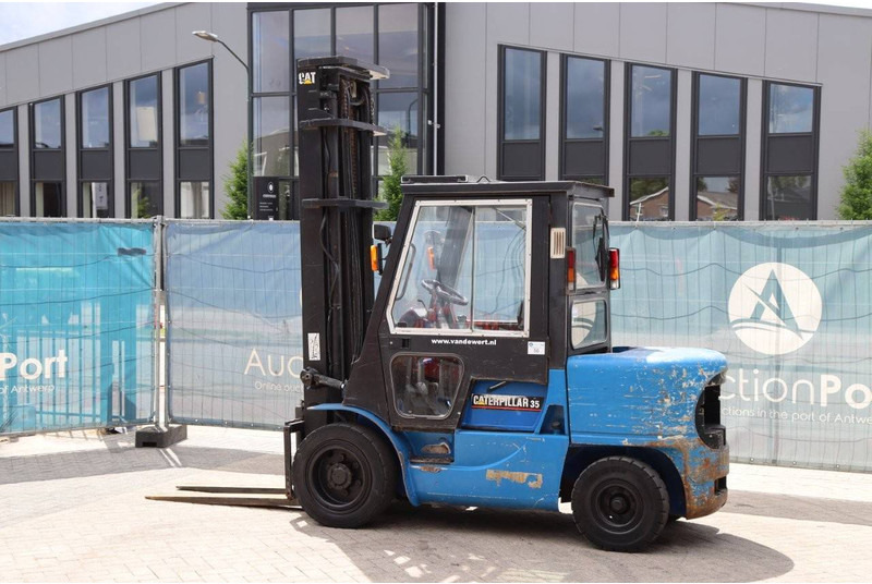 Caterpillar DP35K - Dīzeļiekrāvējs: foto 3 Caterpillar DP35K - Dīzeļiekrāvējs: foto 3