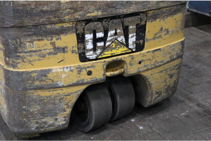 Elektroiekrāvējs Caterpillar EP18NT-48E: foto 20 Elektroiekrāvējs Caterpillar EP18NT-48E: foto 20