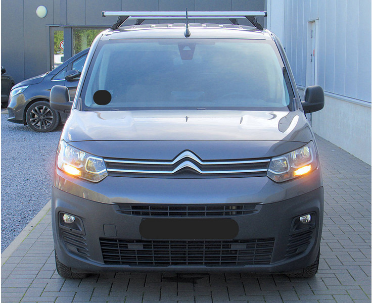 Citroën Berlingo BlueHDi Automatic - Kravas mikroautobuss: foto 5 Citroën Berlingo BlueHDi Automatic - Kravas mikroautobuss: foto 5