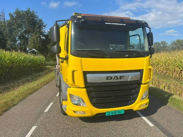 DAF CF290 - Kravas automašīna ar slēgto virsbūvi: foto 3 DAF CF290 - Kravas automašīna ar slēgto virsbūvi: foto 3