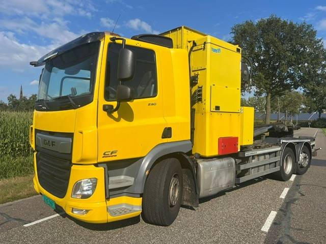 DAF CF290 - Kravas automašīna ar slēgto virsbūvi: foto 2 DAF CF290 - Kravas automašīna ar slēgto virsbūvi: foto 2