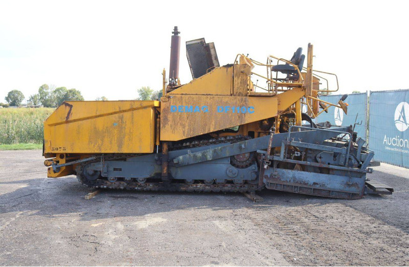 Demag DF1100C - Asfalta ieklāšanas tehnika: foto 4 Demag DF1100C - Asfalta ieklāšanas tehnika: foto 4