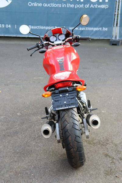 Ducati Monster 600 - Motocikls: foto 5 Ducati Monster 600 - Motocikls: foto 5
