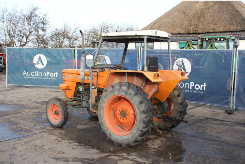 Fiat 400 - Traktors: foto 3 Fiat 400 - Traktors: foto 3