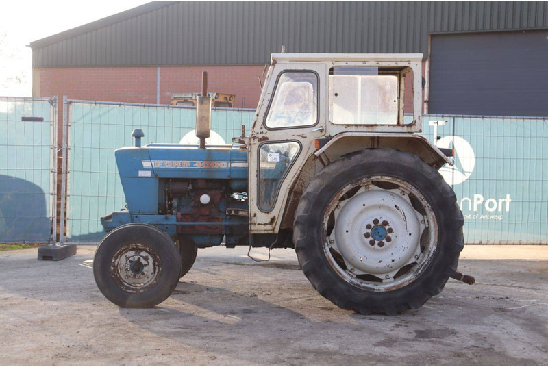Ford 4000 - Traktors: foto 2 Ford 4000 - Traktors: foto 2