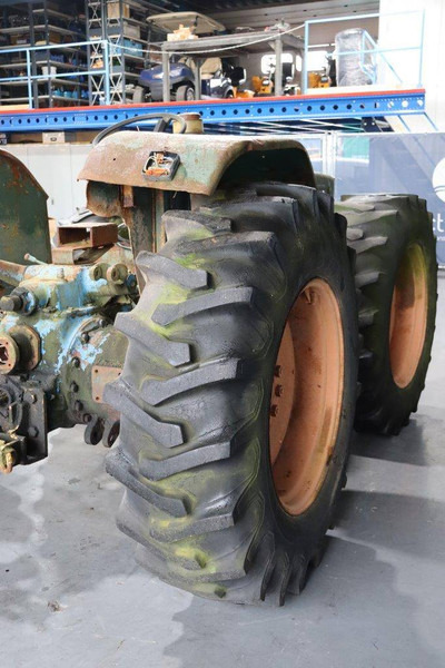 Ford County 1004 - Traktors: foto 5 Ford County 1004 - Traktors: foto 5