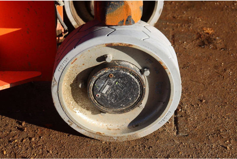 Izlices pacēlājs Genie 3246ES: foto 6