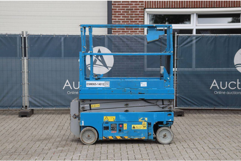 Genie GS1532 - Šķērveida pacēlājs: foto 2 Genie GS1532 - Šķērveida pacēlājs: foto 2