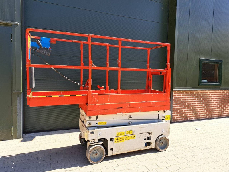 Genie GS2032 - Šķērveida pacēlājs: foto 4 Genie GS2032 - Šķērveida pacēlājs: foto 4