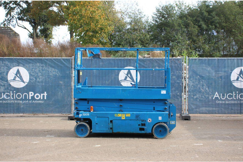 Genie GS2032 - Šķērveida pacēlājs: foto 2 Genie GS2032 - Šķērveida pacēlājs: foto 2
