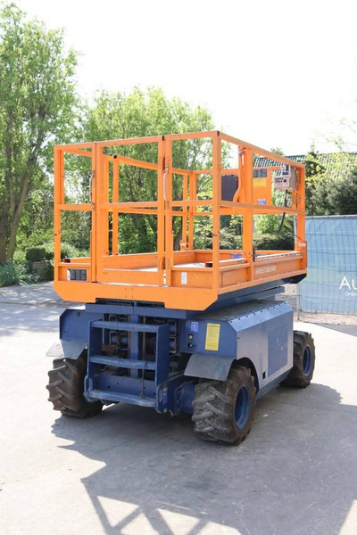 Genie GS2668 - Šķērveida pacēlājs: foto 5 Genie GS2668 - Šķērveida pacēlājs: foto 5