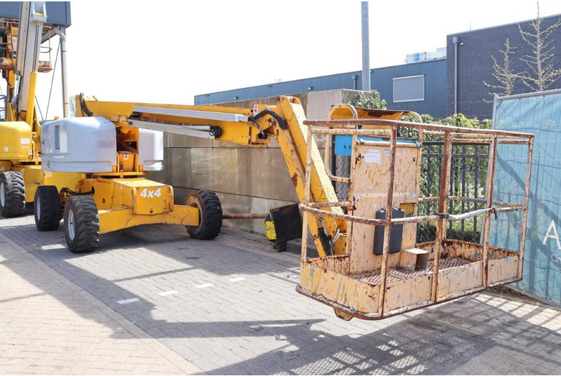 Genie S-45 - Teleskopiskais pacēlājs: foto 3 Genie S-45 - Teleskopiskais pacēlājs: foto 3