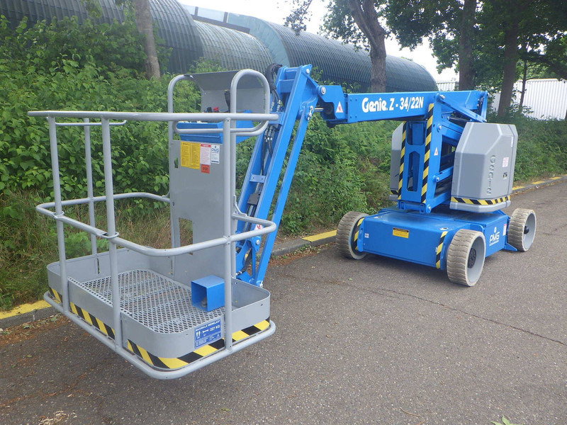 Genie Z-34/22N - Izlices pacēlājs: foto 3 Genie Z-34/22N - Izlices pacēlājs: foto 3