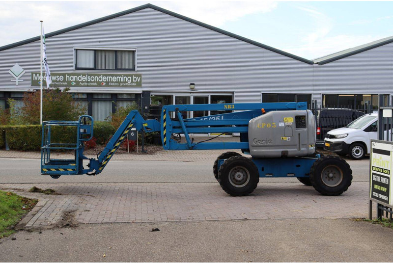 Genie Z-45/25J - Izlices pacēlājs: foto 2 Genie Z-45/25J - Izlices pacēlājs: foto 2