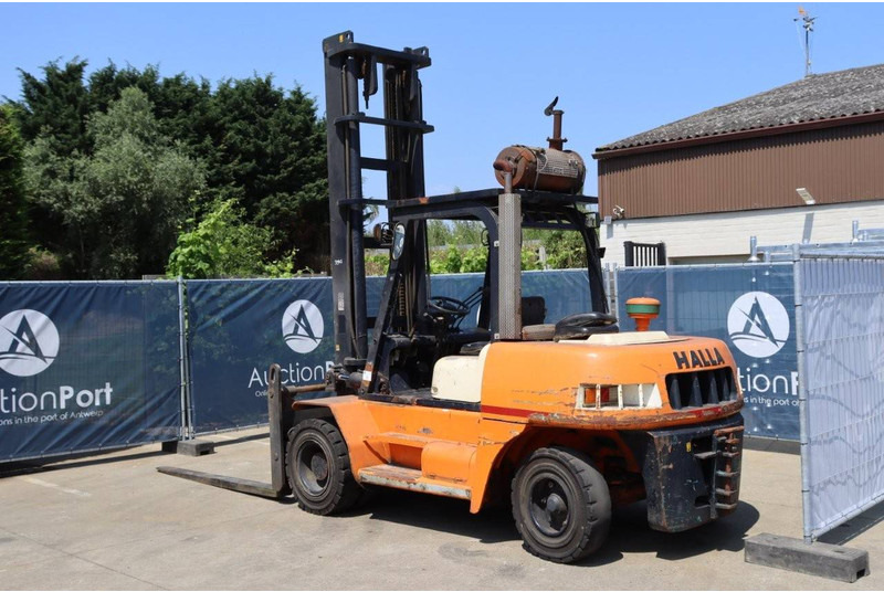 Halla HDF70 - Dīzeļiekrāvējs: foto 4 Halla HDF70 - Dīzeļiekrāvējs: foto 4