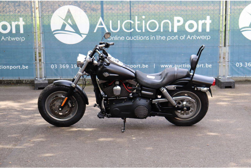 Harley-Davidson DYNA FAT BOB - Motocikls: foto 2 Harley-Davidson DYNA FAT BOB - Motocikls: foto 2