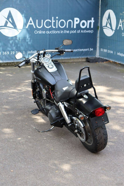 Harley-Davidson DYNA FAT BOB - Motocikls: foto 4 Harley-Davidson DYNA FAT BOB - Motocikls: foto 4