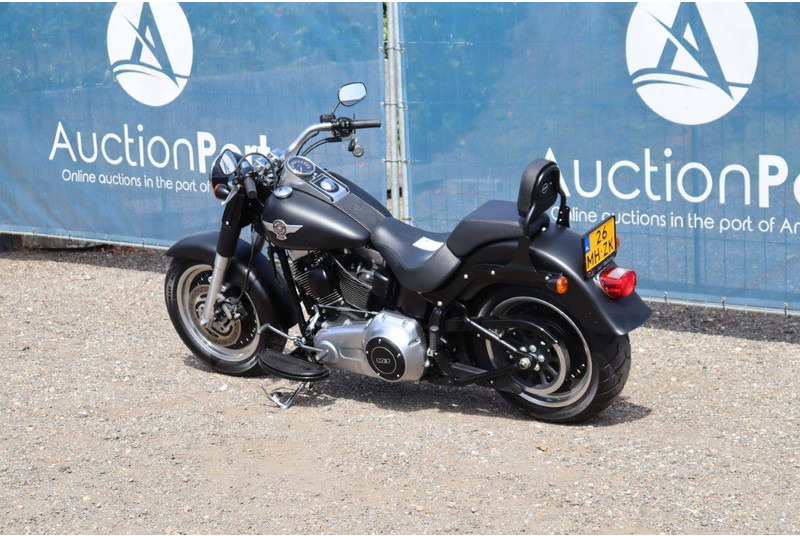 Harley-Davidson FAT BOY LO/SPECIAL - Motocikls: foto 3 Harley-Davidson FAT BOY LO/SPECIAL - Motocikls: foto 3