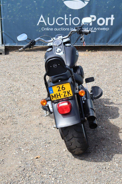 Harley-Davidson FAT BOY LO/SPECIAL - Motocikls: foto 5 Harley-Davidson FAT BOY LO/SPECIAL - Motocikls: foto 5