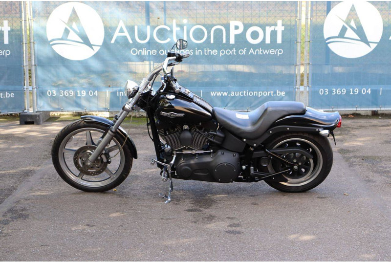 Harley-Davidson Softail Night Train - Motocikls: foto 2 Harley-Davidson Softail Night Train - Motocikls: foto 2