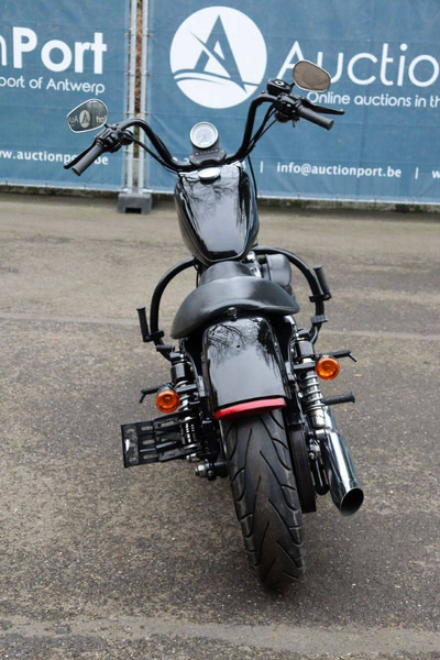 Harley-Davidson Sporster XL 1200 Nightster - Motocikls: foto 5 Harley-Davidson Sporster XL 1200 Nightster - Motocikls: foto 5