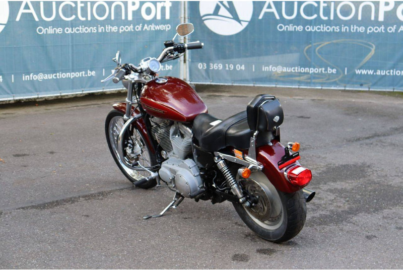 Harley-Davidson Sportster XL883 - Motocikls: foto 4 Harley-Davidson Sportster XL883 - Motocikls: foto 4