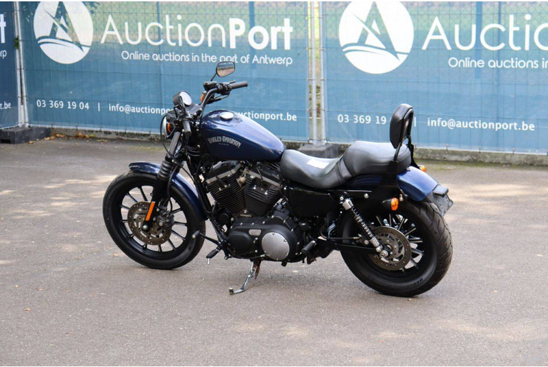 Harley-Davidson Sportster XL883 Iron - Motocikls: foto 3 Harley-Davidson Sportster XL883 Iron - Motocikls: foto 3