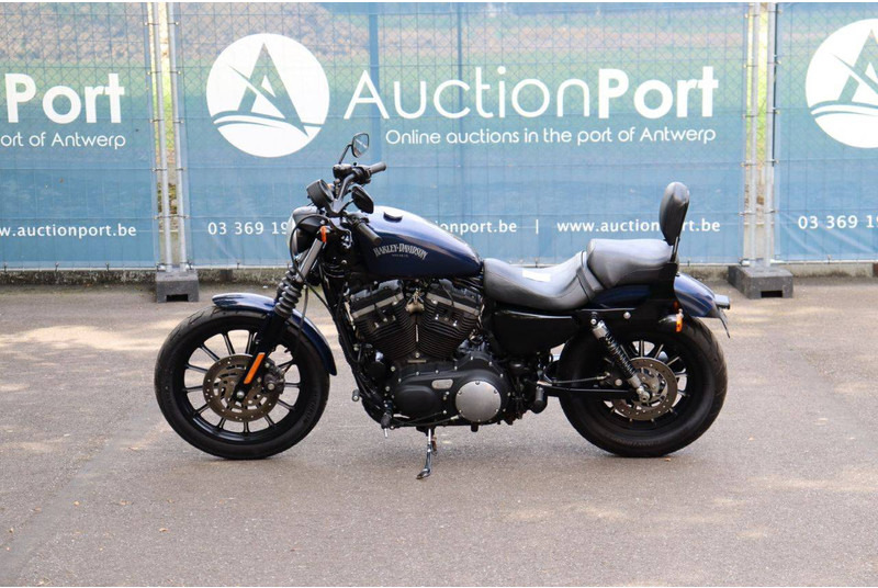 Harley-Davidson Sportster XL883 Iron - Motocikls: foto 2 Harley-Davidson Sportster XL883 Iron - Motocikls: foto 2