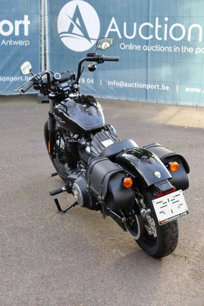 Harley-Davidson Street Bob - Motocikls: foto 4 Harley-Davidson Street Bob - Motocikls: foto 4