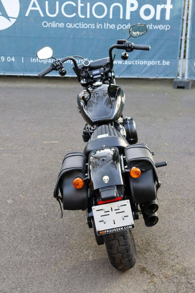 Harley-Davidson Street Bob - Motocikls: foto 5 Harley-Davidson Street Bob - Motocikls: foto 5