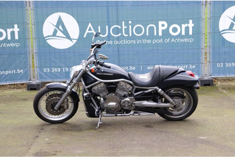 Harley-Davidson V-Rod VRSC - Motocikls: foto 2 Harley-Davidson V-Rod VRSC - Motocikls: foto 2