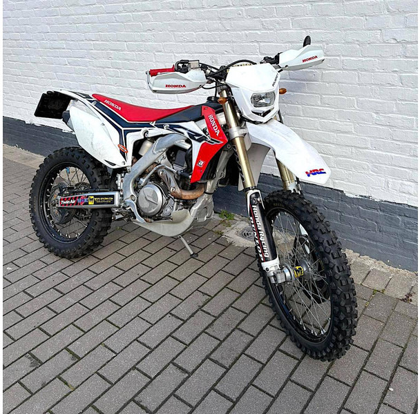 Honda CRF 500 R - Motocikls: foto 4 Honda CRF 500 R - Motocikls: foto 4