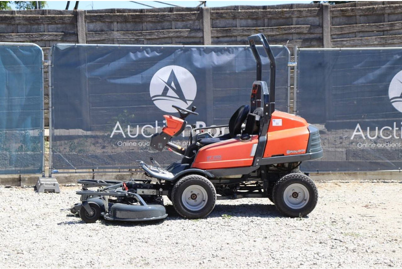 Husqvarna PT 26D - Zāles pļāvējs: foto 1 Husqvarna PT 26D - Zāles pļāvējs: foto 1