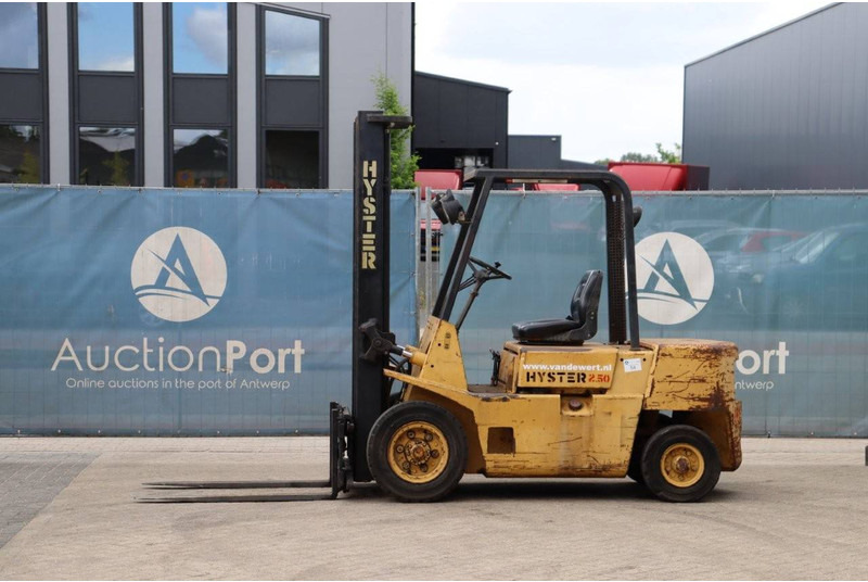 Hyster H2.50XL - Dīzeļiekrāvējs: foto 1 Hyster H2.50XL - Dīzeļiekrāvējs: foto 1