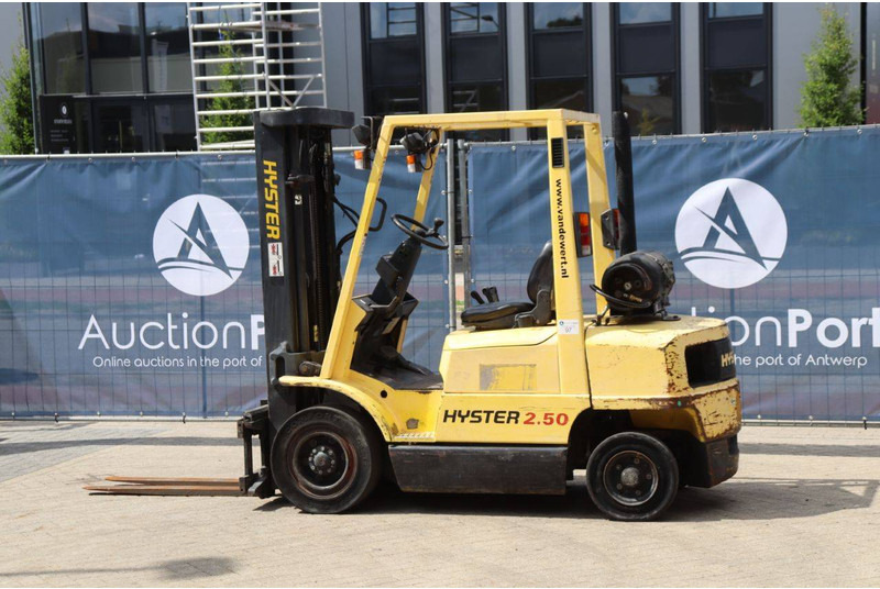 Hyster H2.50XM - Gāzes iekrāvējs: foto 3 Hyster H2.50XM - Gāzes iekrāvējs: foto 3