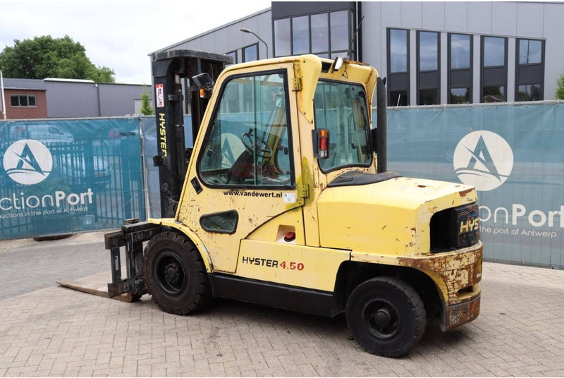 Hyster H4.50XM - Dīzeļiekrāvējs: foto 4 Hyster H4.50XM - Dīzeļiekrāvējs: foto 4