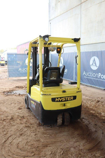 Hyster J2.0XNT LWB - Elektroiekrāvējs: foto 4 Hyster J2.0XNT LWB - Elektroiekrāvējs: foto 4