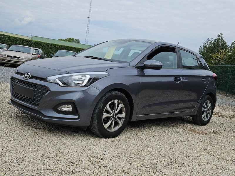Hyundai i20 1.2 - Sedans: foto 2 Hyundai i20 1.2 - Sedans: foto 2