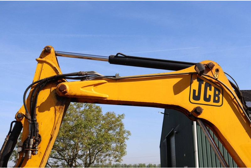 Kāpurķēžu ekskavators JCB 8080: foto 15